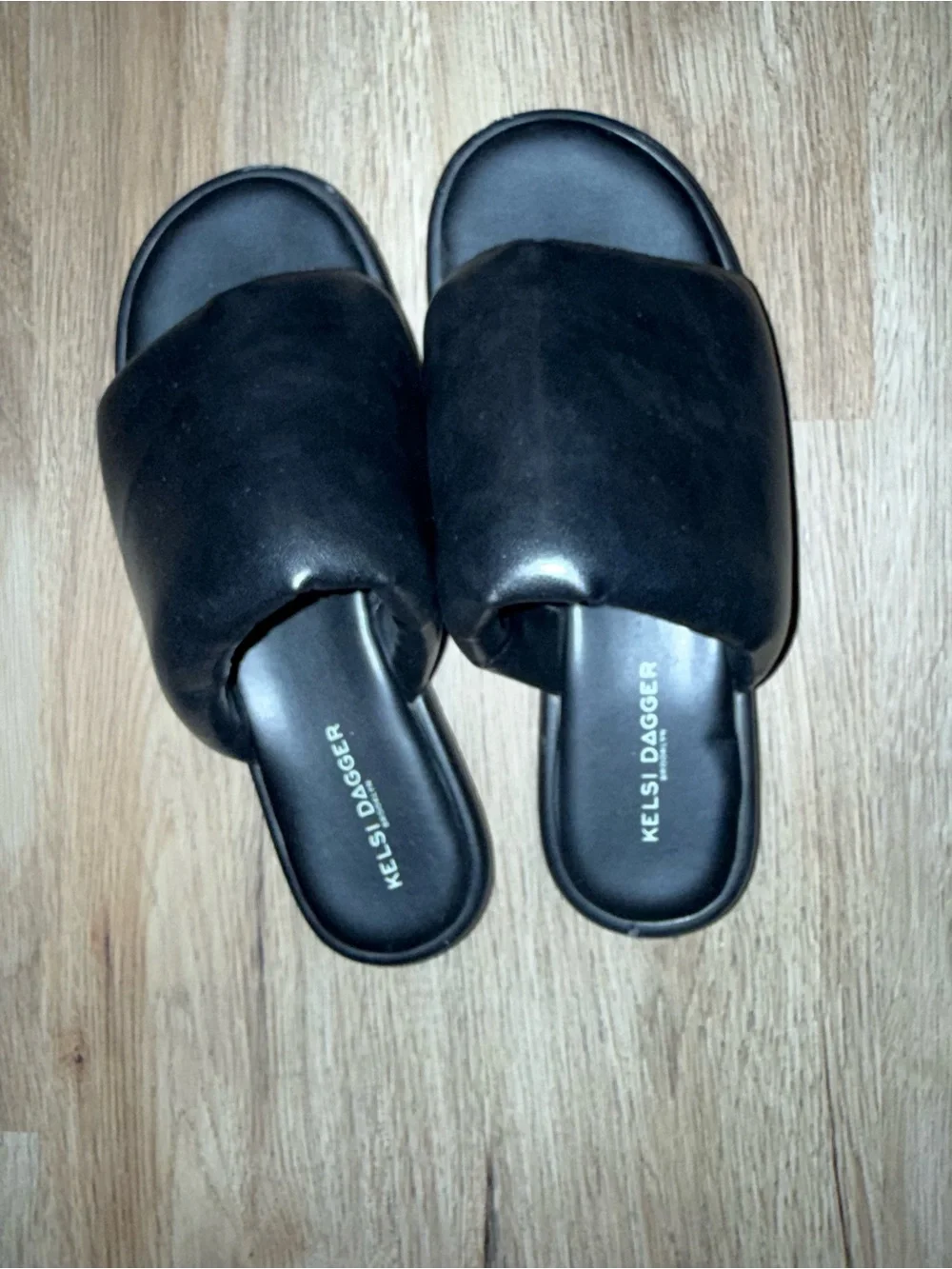 Kelsi Dagger Black Padded Slide Sandals